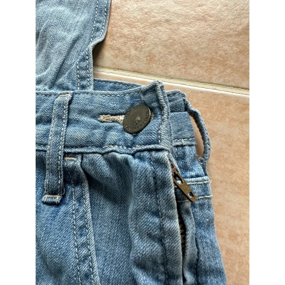 Old Navy Denim Overall Shorts Women's  Blue Denim   size XS‎ TP